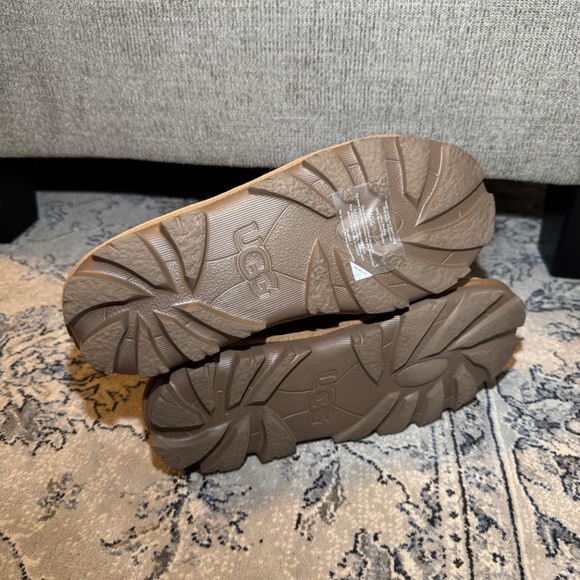 UGG Coquette Slipper Chestnut - Picture 8 of 10